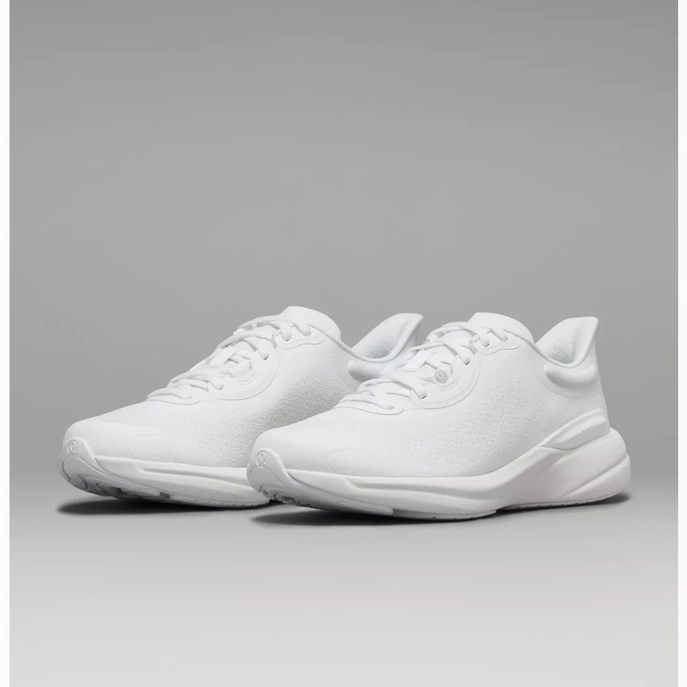 Lululemon Chargefeel 2 Low Women's Workout Shoe Sz 7